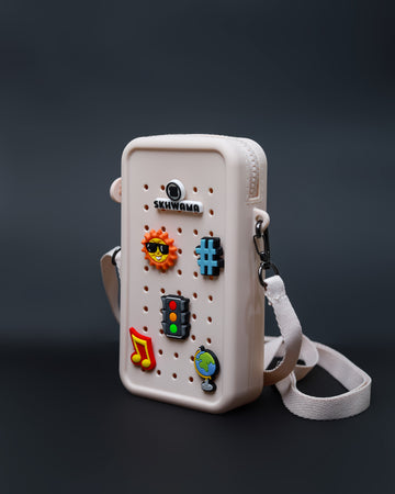 Skhwama Charms – White